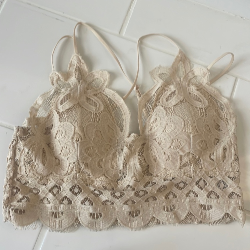 XL lace top